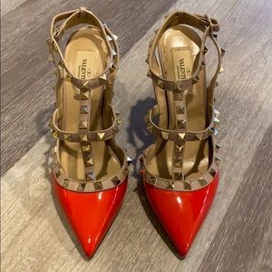 Valentino Rockstud Pump